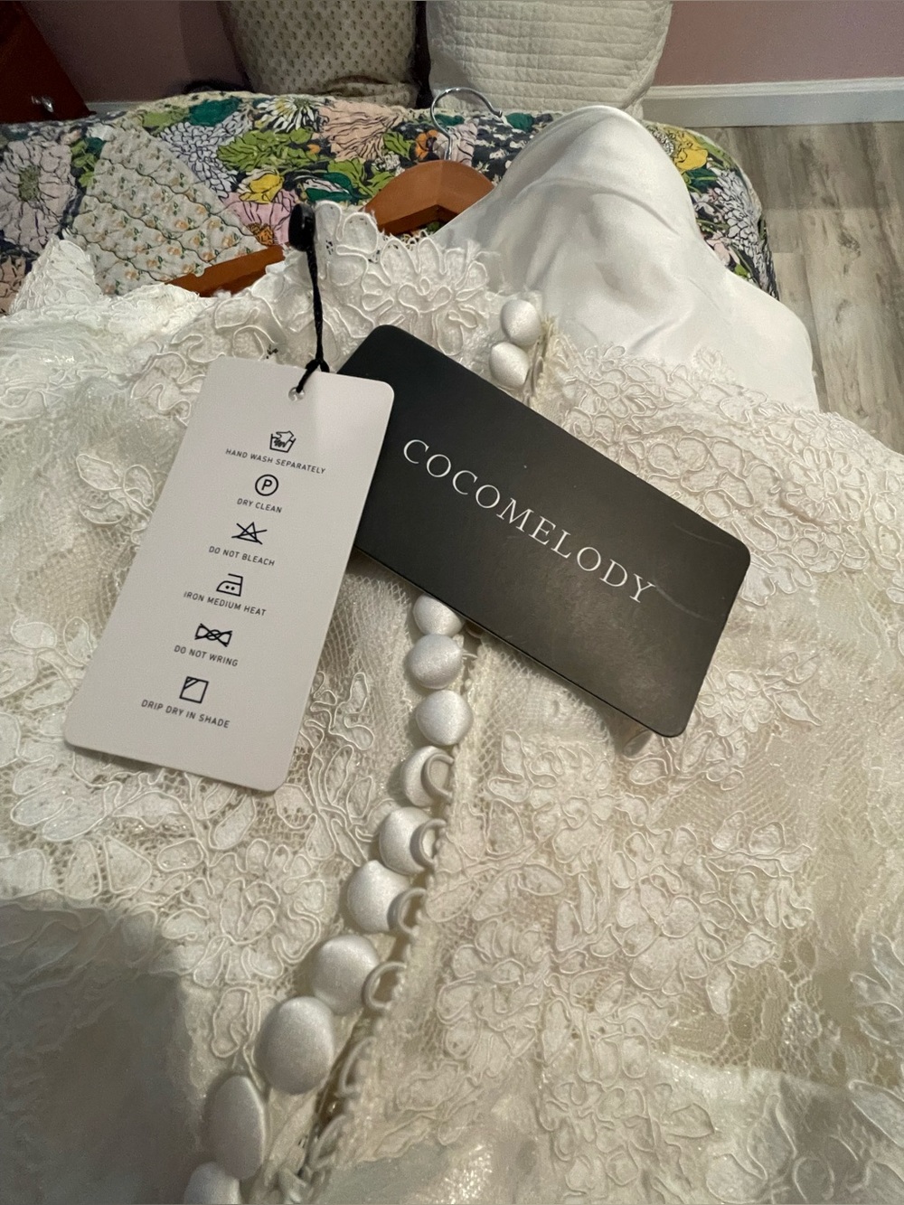 COCOMELODY Mermaid Victorian Lace Wedding Gown with Train 10 - Picture 12 of 14